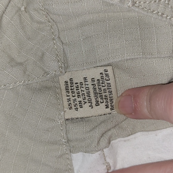 Bebop Size 9 Beige Wide Leg Cargo Bermuda Shorts/Capris - Picture 14 of 16